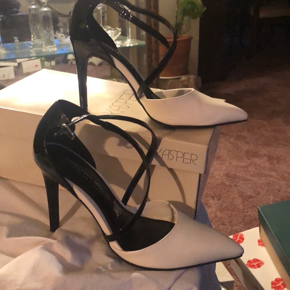 Shoe - Picture 2 of 2